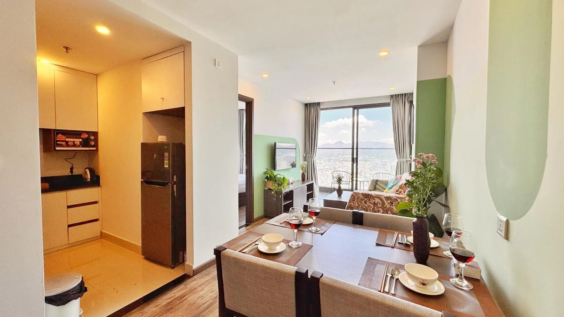 La Maison Virgo 2Beds Free Gym Pool Nha Trang Appartamento