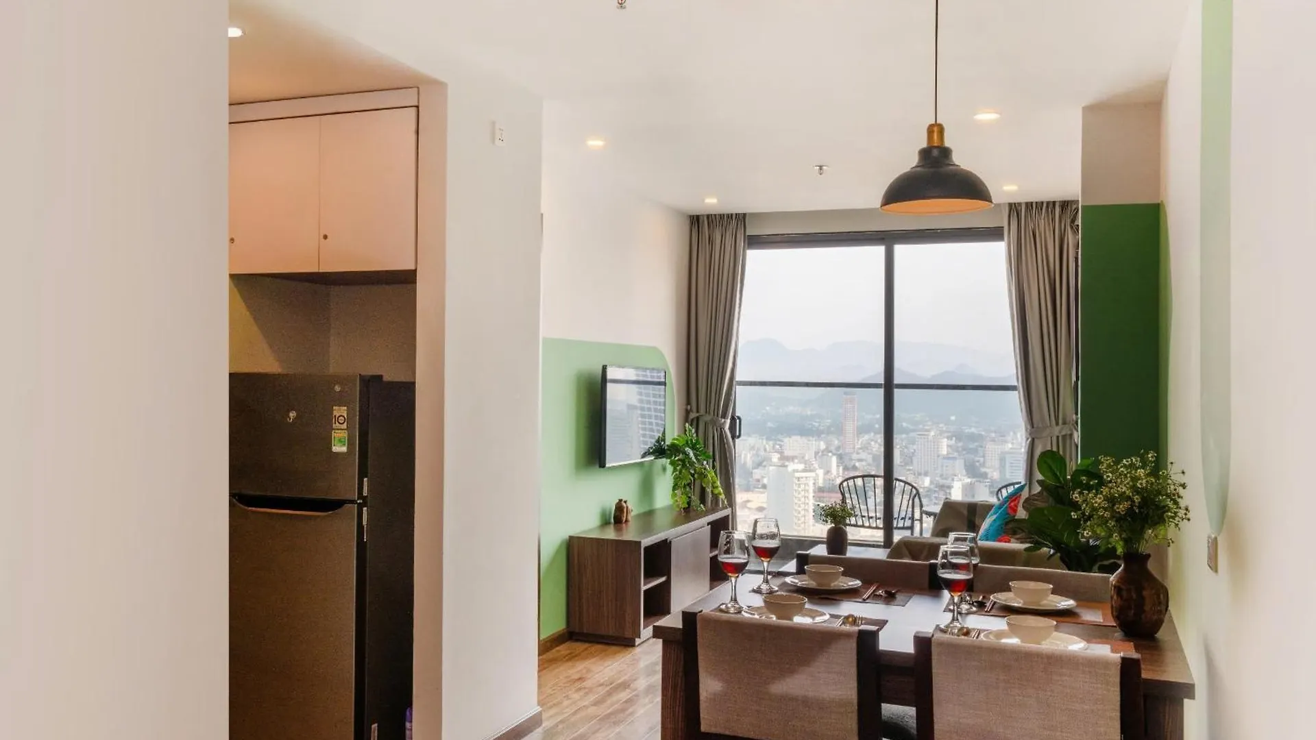 La Maison Virgo 2Beds Free Gym Pool Nha Trang Vietnam