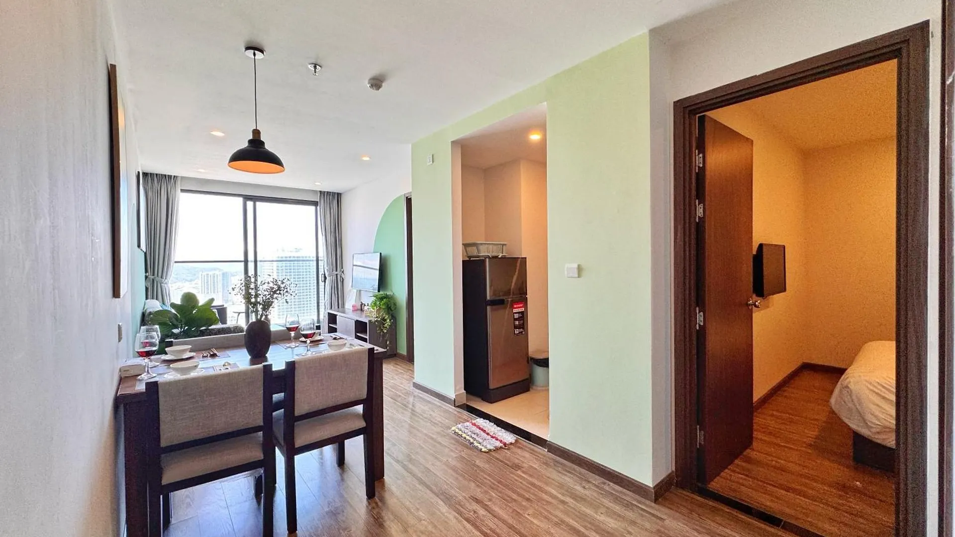 La Maison Virgo 2Beds Free Gym Pool Nha Trang 0*,